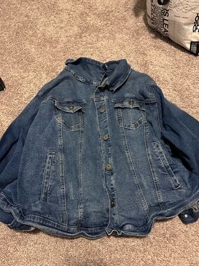 Torrid Women’s Denim Jacket - Dark wash Blue, with adjustable waist